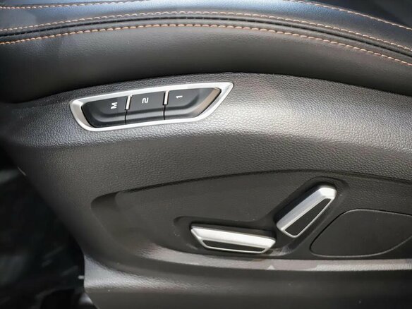 2026 Geely Okavango I Рестайлинг, серый, 4086000 рублей - вид 12