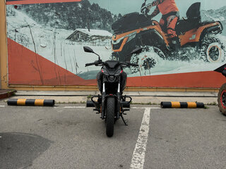 2026 Bajaj Pulsar N250, чёрный, 238900 рублей, вид 3