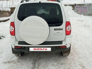 2019 Chevrolet Niva I Рестайлинг, белый, 850000 рублей, вид 4