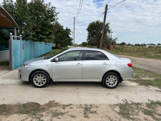 2008 Toyota Corolla AMT X (E140, E150), серебристый, 730000 рублей, вид 3
