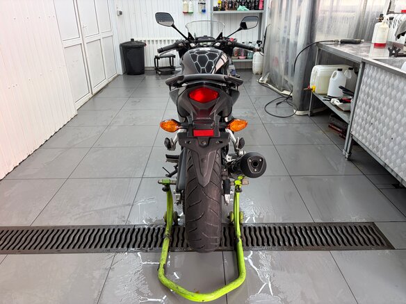 2013 Honda CBR 400R, чёрный, 550000 рублей - вид 4