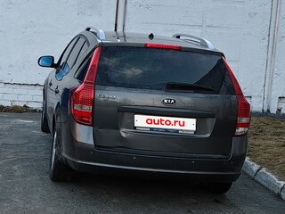 2010 Kia Ceed I Рестайлинг, серебристый, 650000 рублей, вид 3