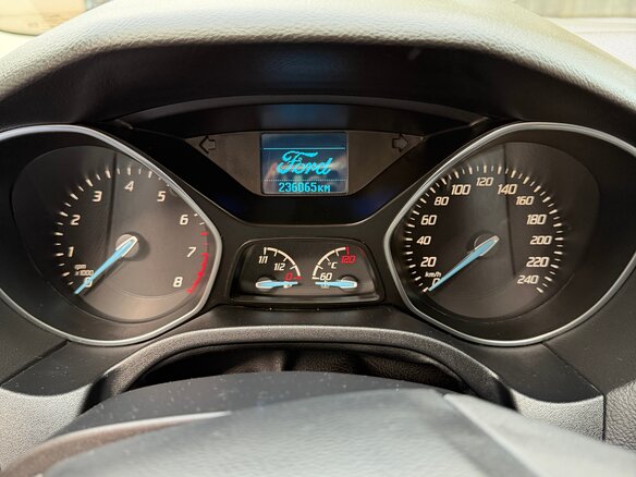 2014 Ford Focus III, белый, 600000 рублей - вид 8