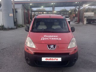 2008 Peugeot Partner II, красный, 480000 рублей, вид 1