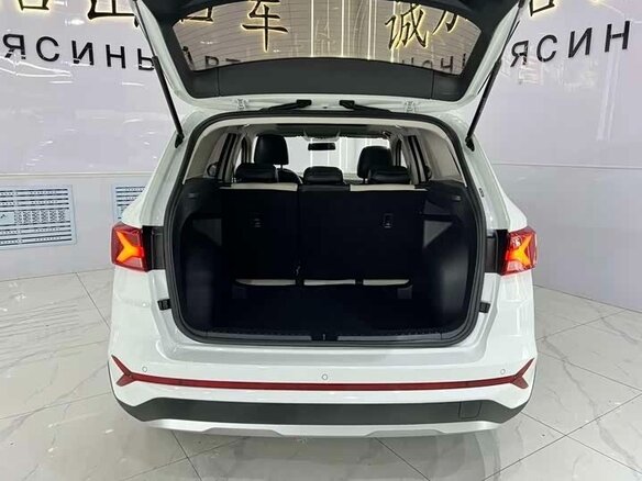 2023 Jetta VS7 I Рестайлинг 1, белый, 1580000 рублей - вид 13