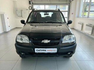 2018 Chevrolet Niva I Рестайлинг, чёрный, 650000 рублей, вид 3