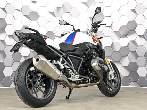 2016 BMW R 1200 R, белый, 999000 рублей - вид 6