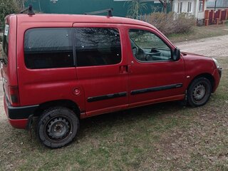 2004 Citroen Berlingo I Рестайлинг, красный, 270000 рублей, вид 2
