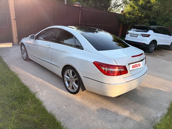 2011 Mercedes-Benz E-Класс 250 5G-Tronic IV (W212, S212, C207), белый - вид 7