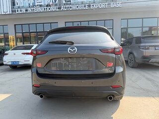 2023 Mazda CX-5 II Рестайлинг, серый, 2411000 рублей, вид 5