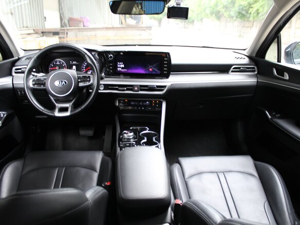 2021 Kia K5 III, синий, 2800000 рублей - вид 15