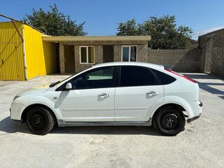 2007 Ford Focus II, белый, 365000 рублей, вид 4