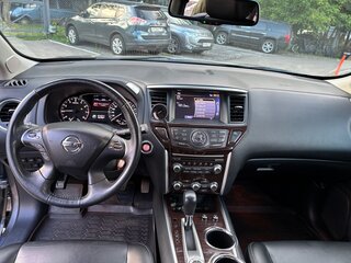 2015 Nissan Pathfinder IV, серый, 2300000 рублей, вид 4