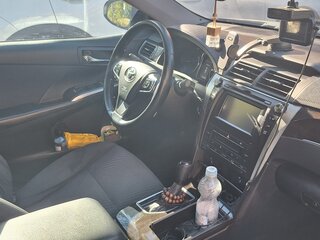 2016 Toyota Camry VII (XV50) Рестайлинг, белый, 2000000 рублей, вид 3