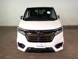 2019 Honda Stepwgn Spada V Рестайлинг, белый, 1942000 рублей, вид 2