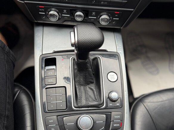 2010 Audi A7 I (4G), белый - вид 13