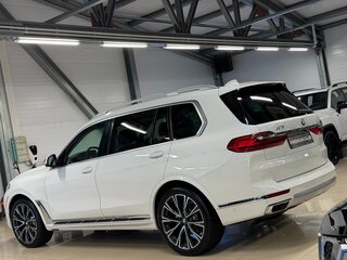 2019 BMW X7 40i I (G07), белый, 6799000 рублей, вид 4