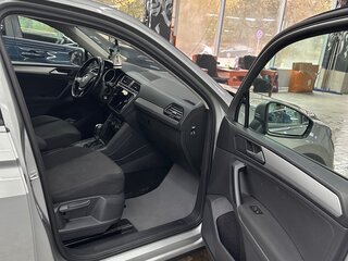 2020 Volkswagen Tiguan II, серый, 2250000 рублей, вид 5