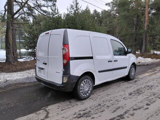 2011 Renault Kangoo II, белый, 495000 рублей, вид 5