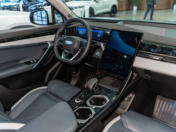 2025 Geely Atlas II, серебристый, 3997651 рублей - вид 22