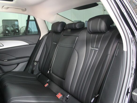 2024 Hongqi H5 II, чёрный, 2870000 рублей - вид 21