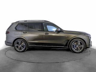 2022 BMW X7 40i I (G07) Рестайлинг, серый, 11500000 рублей, вид 4