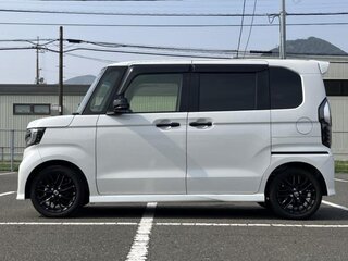 2022 Honda N-BOX II Рестайлинг, белый, 686000 рублей, вид 2