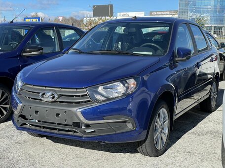 2026 Lada (ВАЗ) Granta I Рестайлинг, синий, 1238000 рублей, вид 1