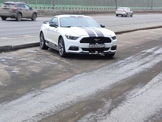 2015 Ford Mustang VI, белый, 2500000 рублей, вид 1