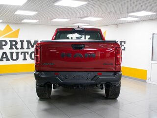 2026 Ram 1500 RHO V Рестайлинг, красный, 11999000 рублей, вид 5