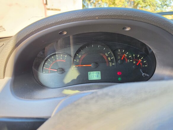 2011 Lada (ВАЗ) Priora I, белый, 370000 рублей - вид 8