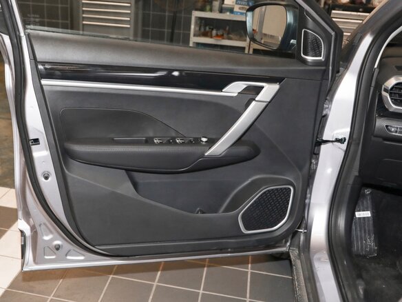 2026 Geely Binyue I Рестайлинг 2, серый, 1818000 рублей - вид 17