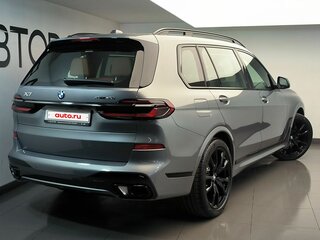 2026 BMW X7 40i I (G07) Рестайлинг, серый, 17400000 рублей, вид 3