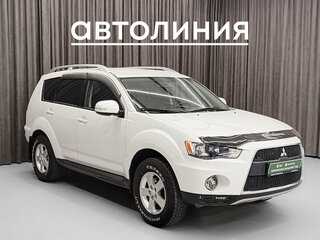 2010 Mitsubishi Outlander II Рестайлинг, белый, 999000 рублей, вид 4