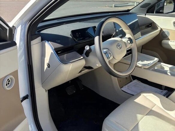 2026 Toyota bZ3X 58.3 kWh, белый, 2800000 рублей - вид 6