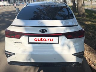 2021 Kia Cerato IV, белый, 2000000 рублей, вид 3