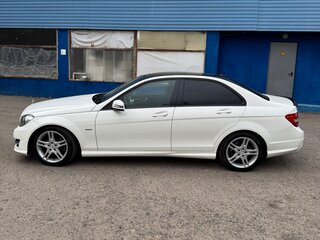 2011 Mercedes-Benz C-Класс 180 BlueEFFICIENCY III (W204) Рестайлинг, белый, 1450000 рублей, вид 4