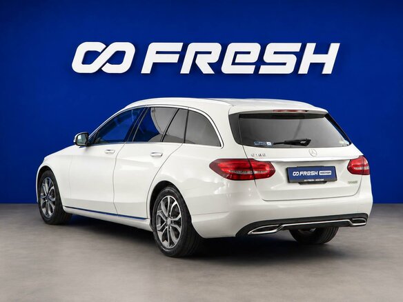 2014 Mercedes-Benz C-Класс 180 IV (W205), белый - вид 1