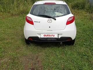 2012 Mazda 2 II Рестайлинг (DE2), белый, 600000 рублей, вид 3