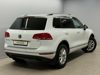 2016 Volkswagen Touareg II Рестайлинг, белый, 2747000 рублей, вид 4