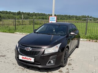 2014 Chevrolet Cruze I Рестайлинг, коричневый, 770000 рублей, вид 3