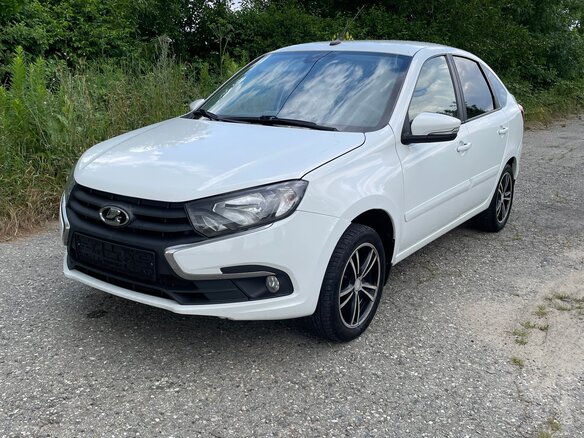 2020 Lada (ВАЗ) Granta I Рестайлинг, белый, 830000 рублей
