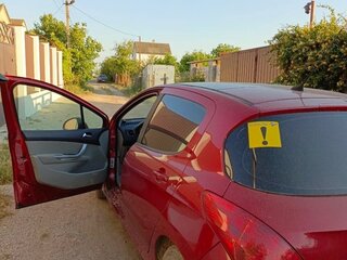 2008 Peugeot 308 I, красный, 290000 рублей, вид 4