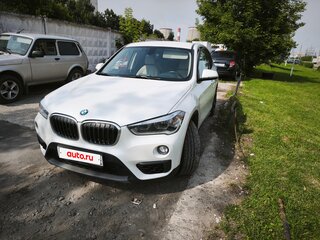 2018 BMW X1 20i xDrive II (F48), белый, 2650000 рублей, вид 3
