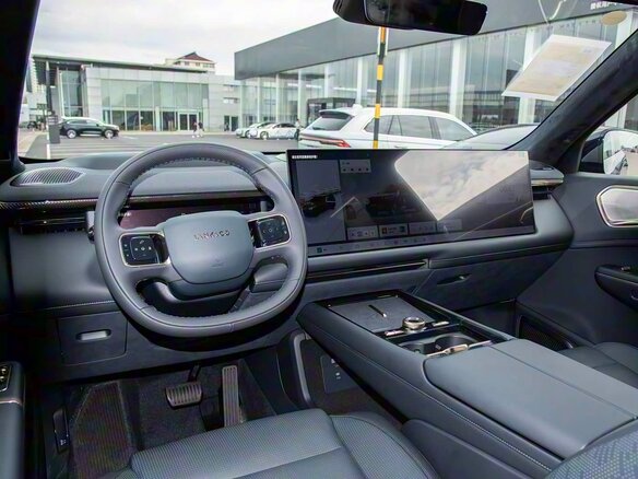 2026 Lynk & Co 900, белый, 7690000 рублей - вид 1