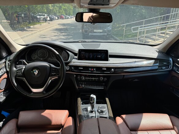 2016 BMW X5 35i III (F15), чёрный, 3800000 рублей - вид 10