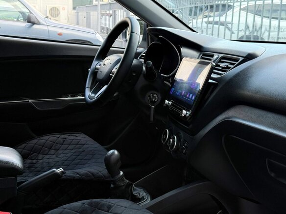 2014 Kia Rio 5-speed III, белый - вид 13