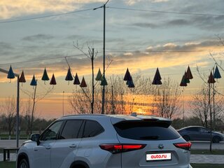 2020 Toyota Highlander IV (XU70), белый, 4800000 рублей, вид 5