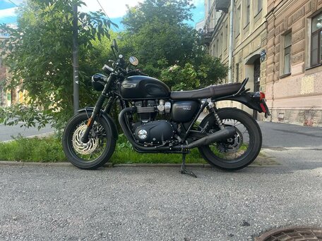 2018 Triumph Bonneville T120, чёрный, 880000 рублей, вид 1