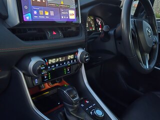 2020 Toyota RAV4 V (XA50), чёрный, 3400000 рублей, вид 4